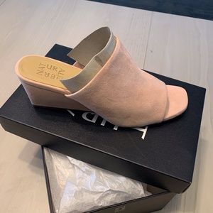 Naturalizer Zaya, Rose Pink Sandal. New in box.
